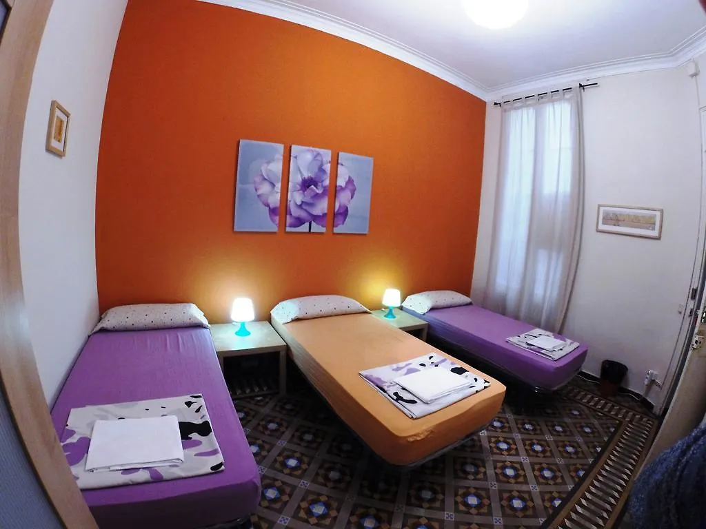 Barcelona 4 Fun Hostel 0*,