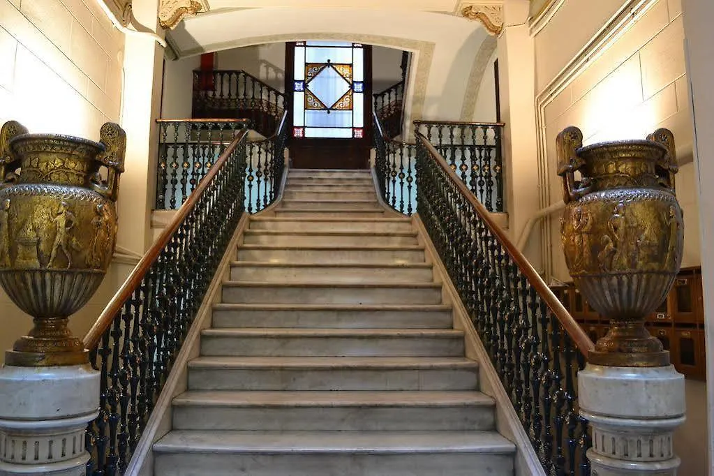 Barcelona 4 Fun Hostel