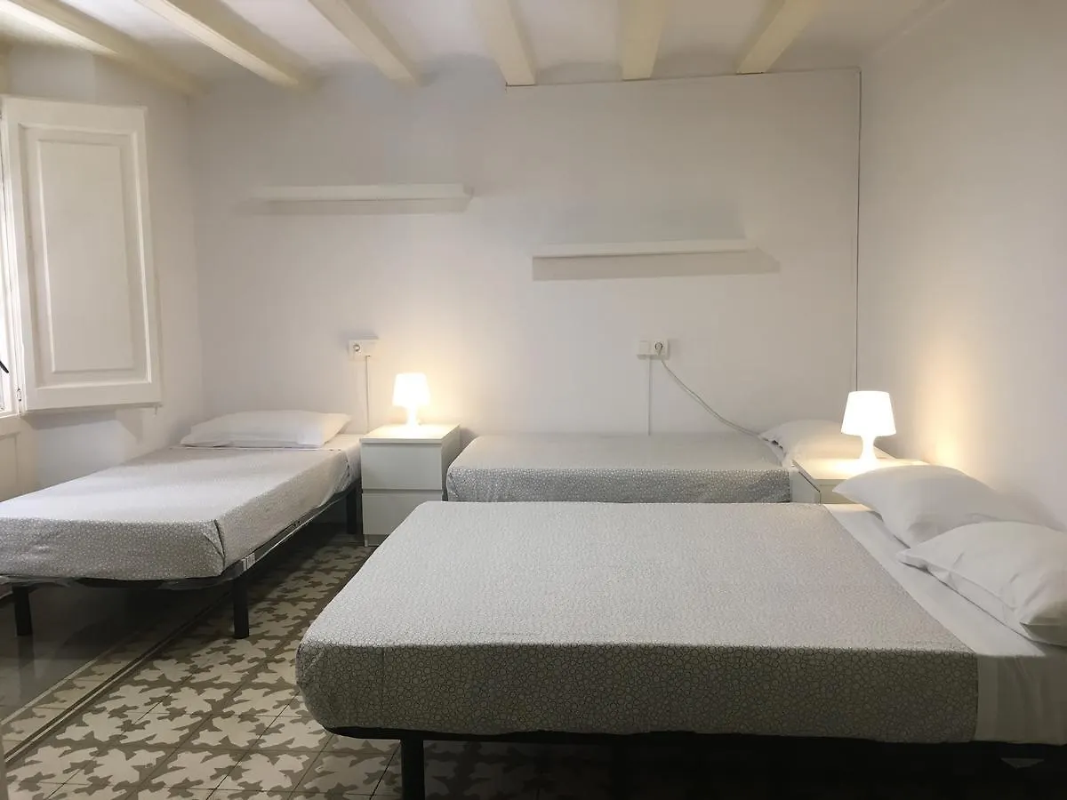 Barcelona 4 Fun Hostel 0*,  Ισπανία